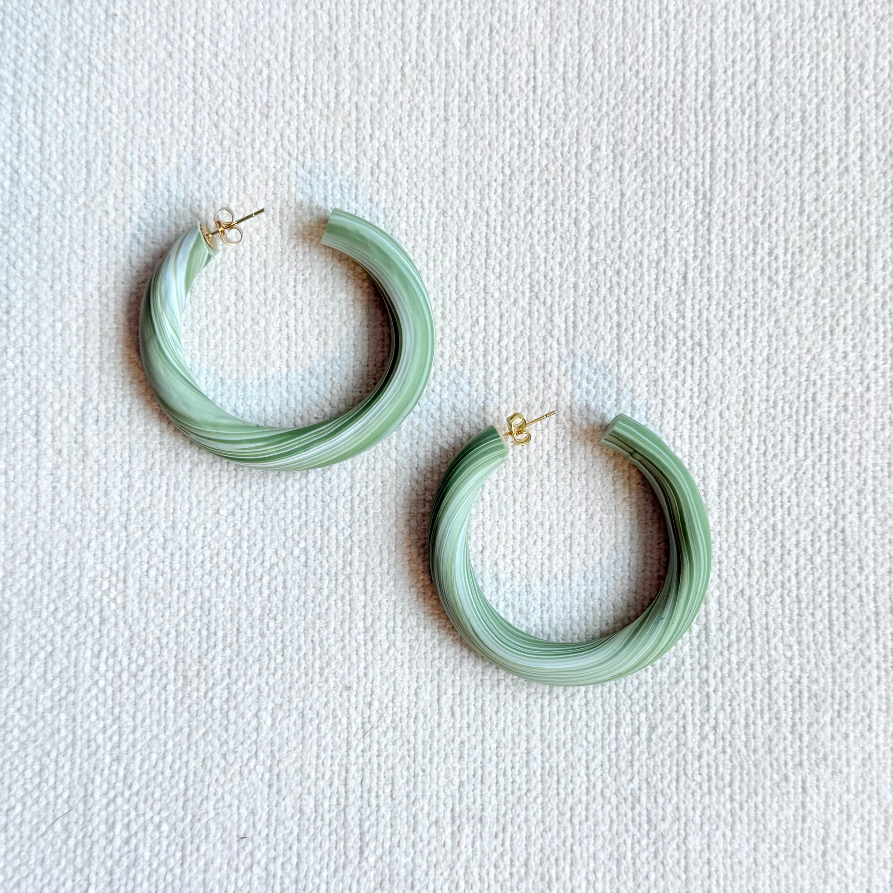 Hoops